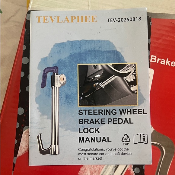 Silver Steering Wheel Lock - Picture 5 of 7